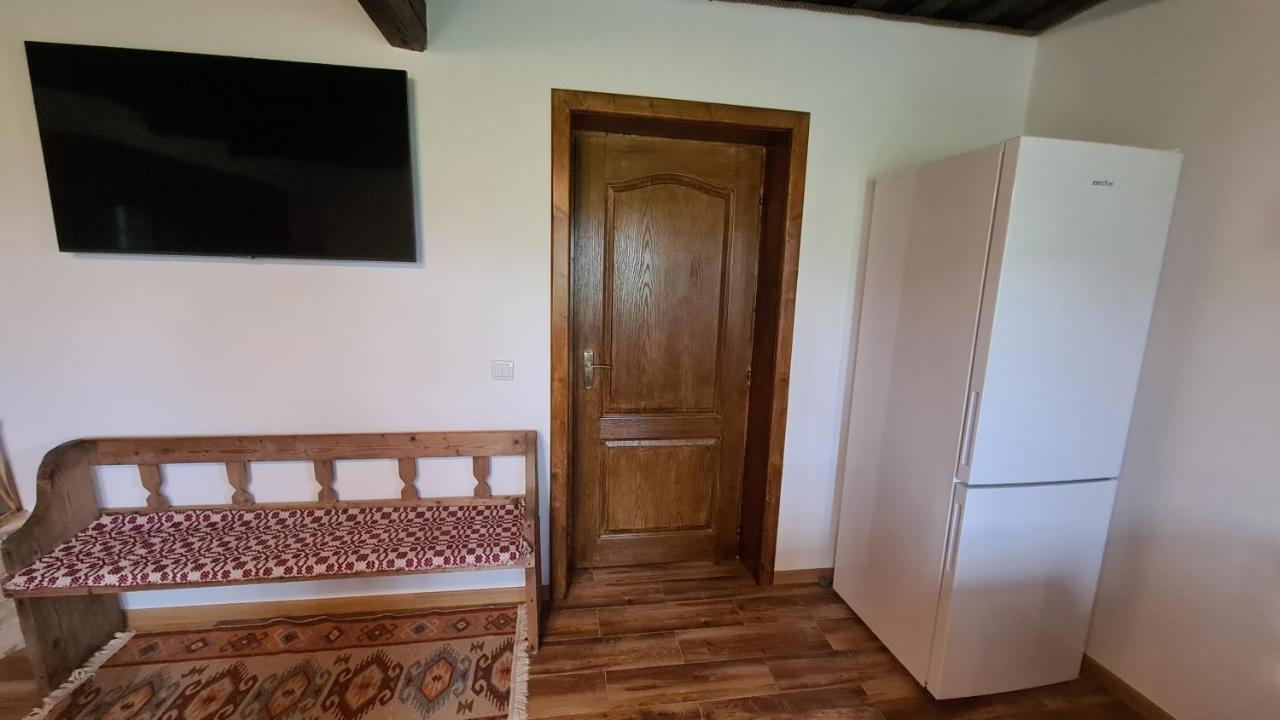 فيلا Casa Bunicilor Din Oncesti المظهر الخارجي الصورة
